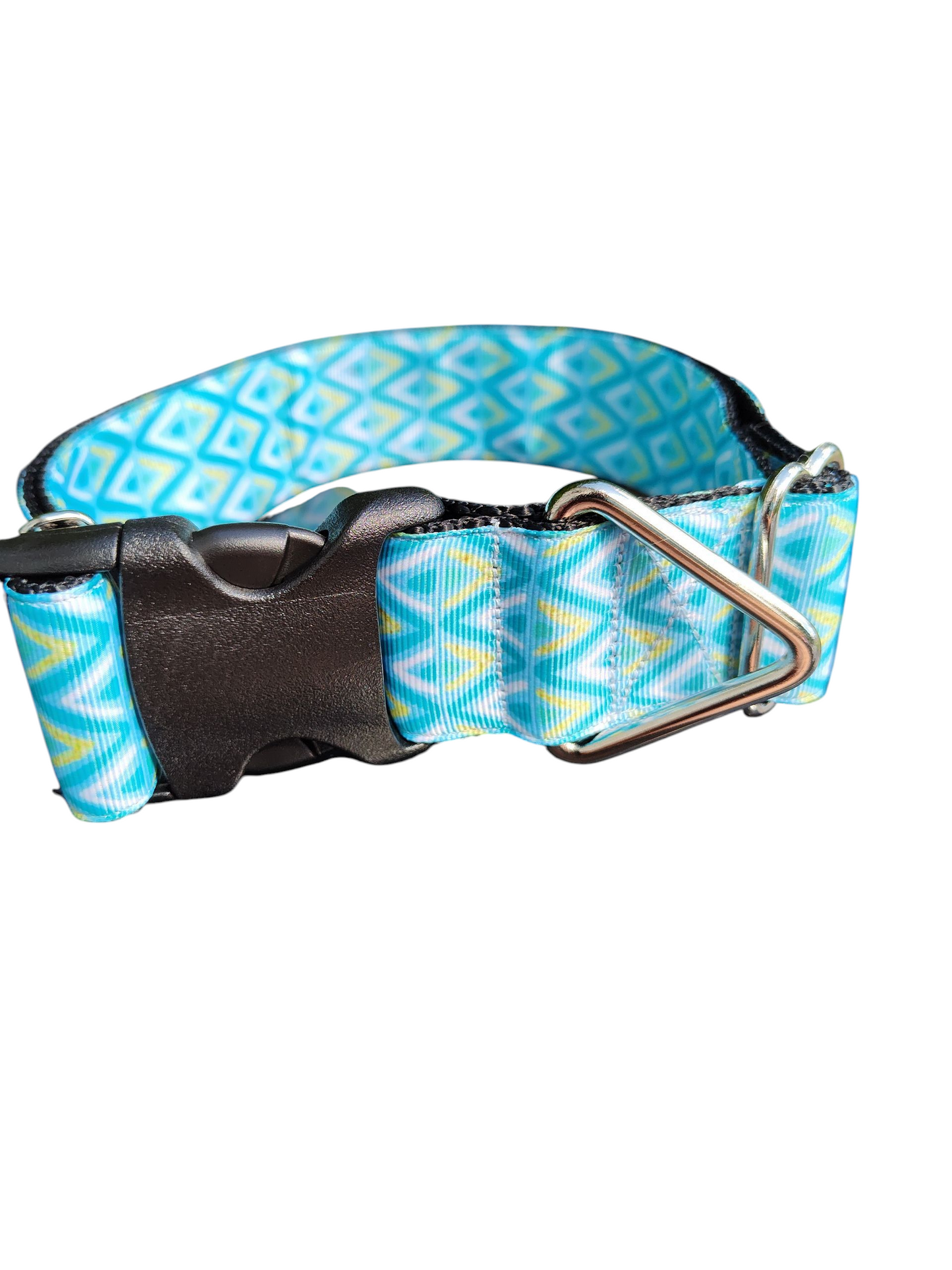 1.5" Wide Blue Zig Zags Nylon Dog Collar