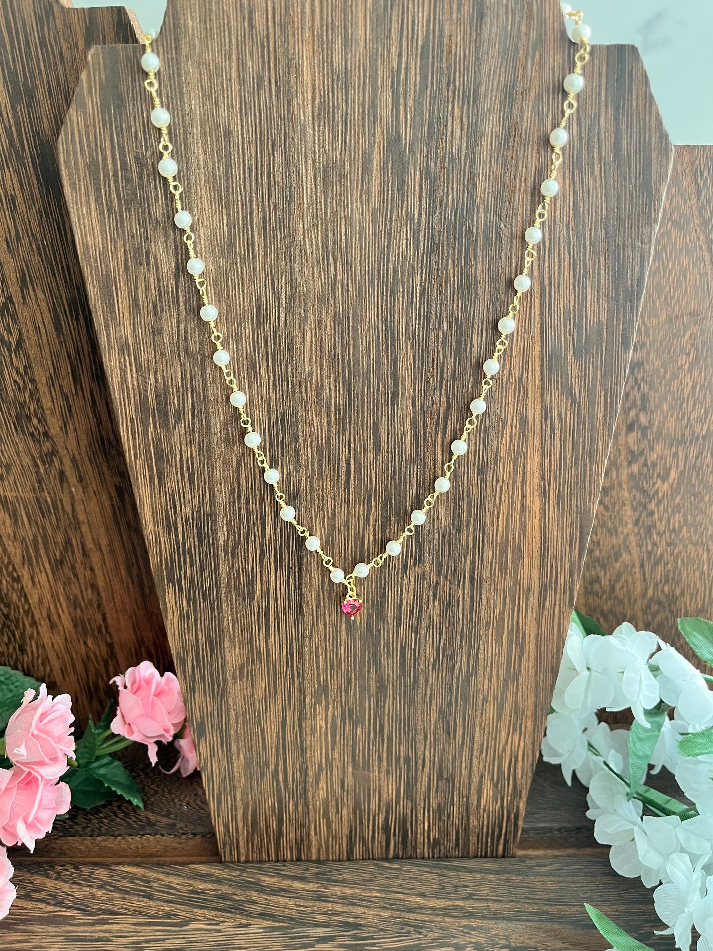 Gold Heart Necklace with Freshwater Pearl – 18K Heart Pendant