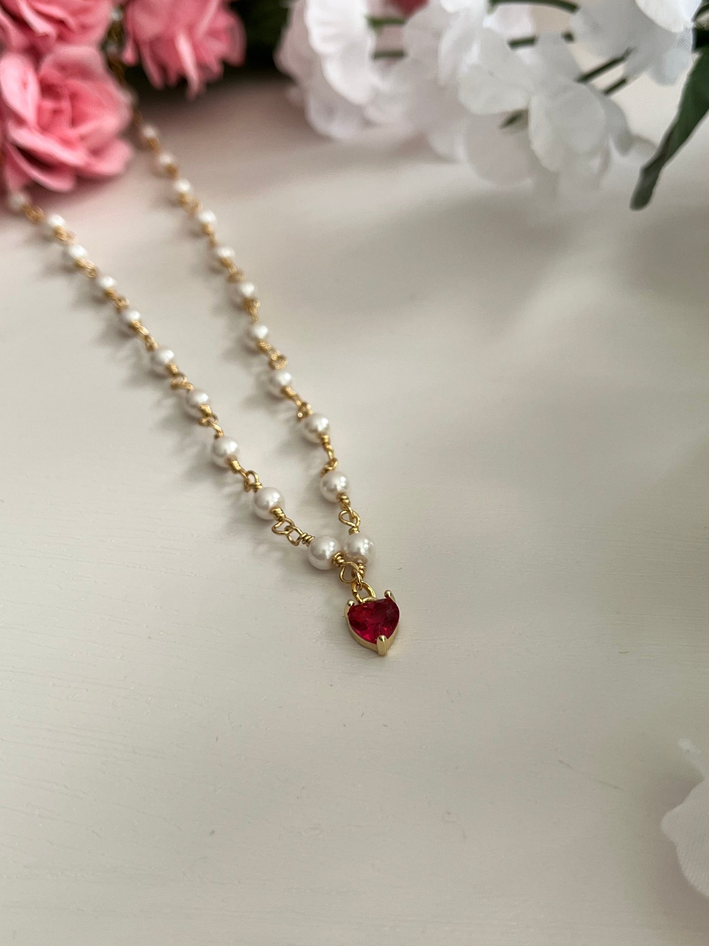 Gold Heart Necklace with Freshwater Pearl – 18K Heart Pendant