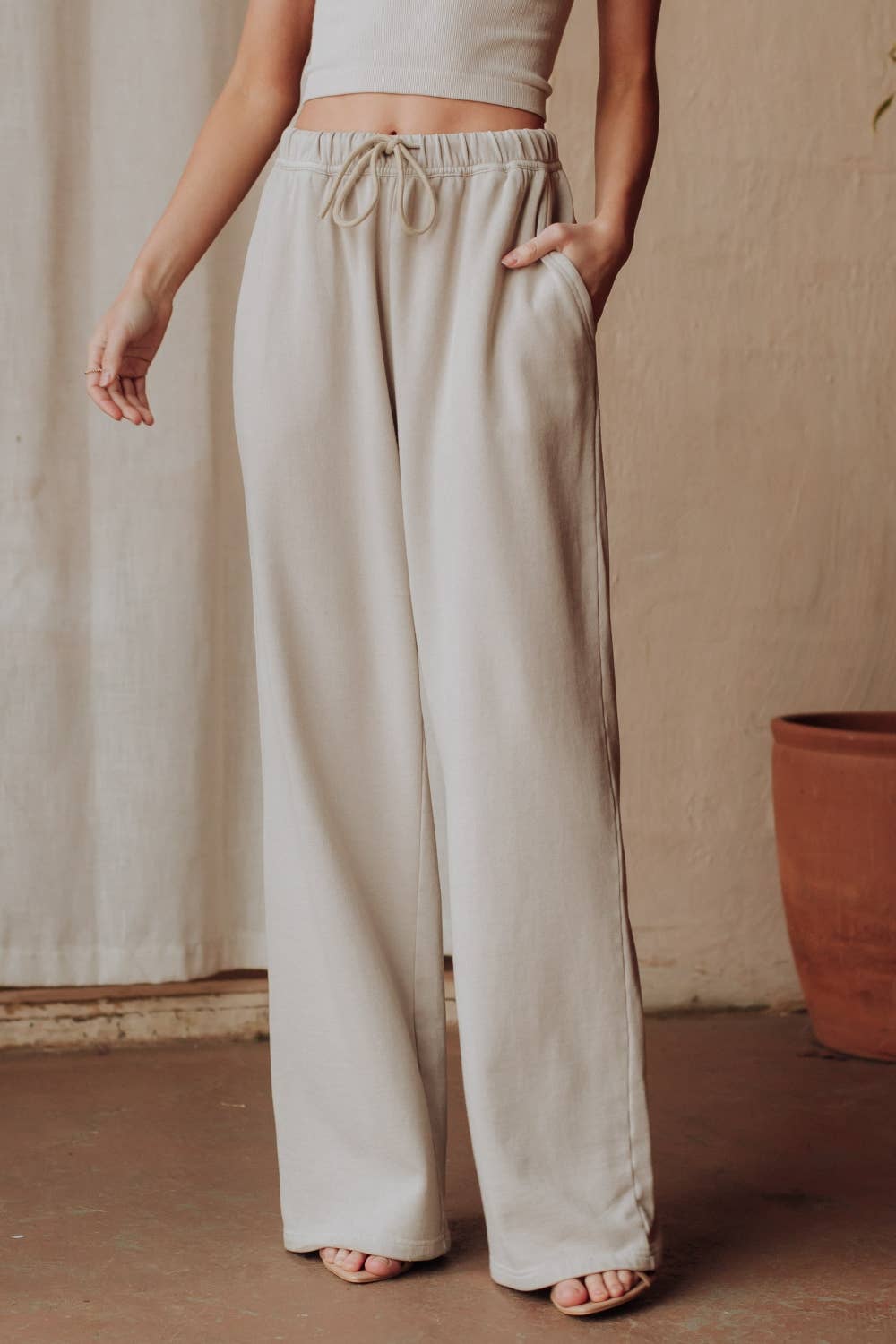 Off Duty Goddess Lounge Pants — Light Gray