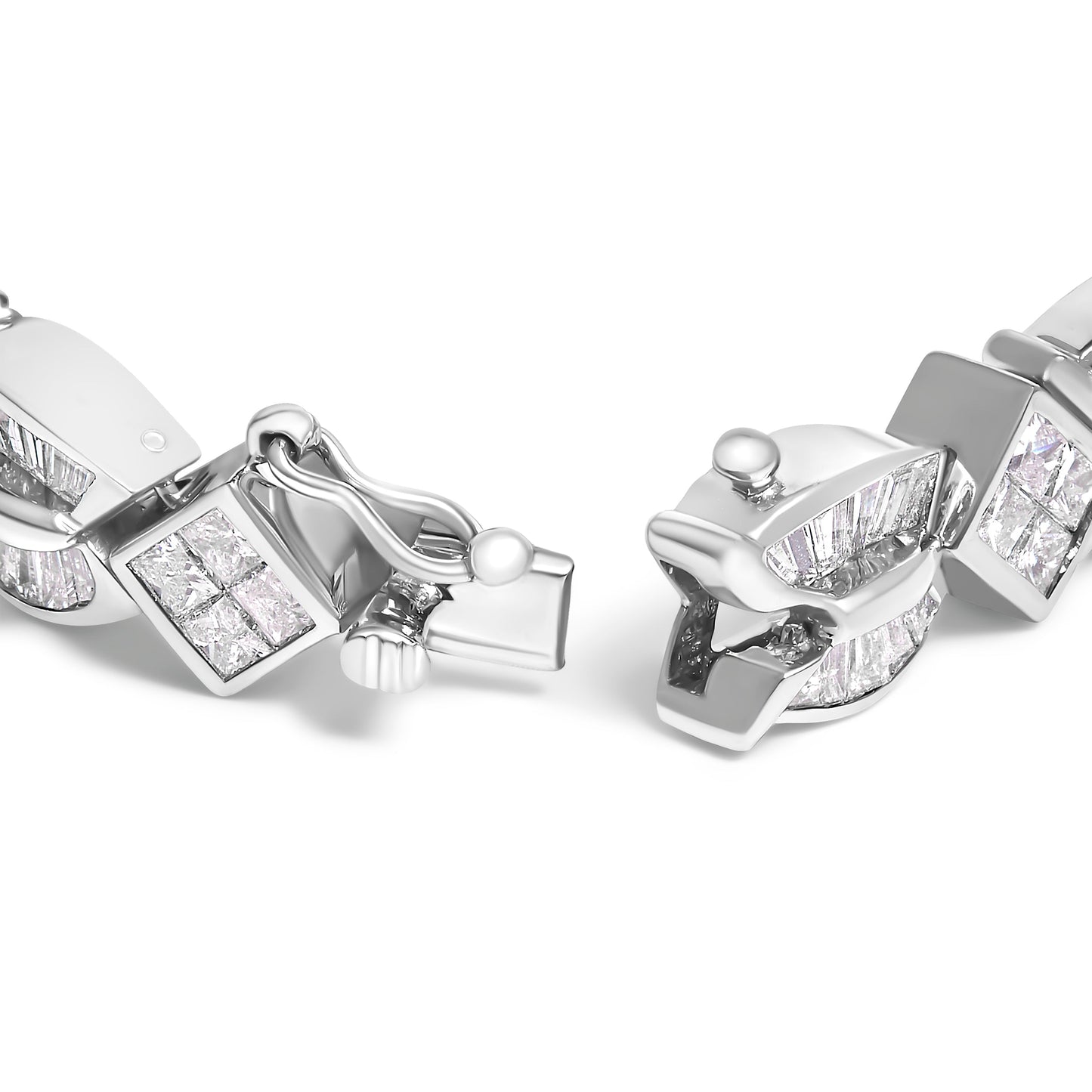 14K White Gold 8 5/8ct Cttw Princess and Baguette Diamond Geometric Twist Link Bracelet (G-H Color, VS1-VS2 Clarity) - 7"