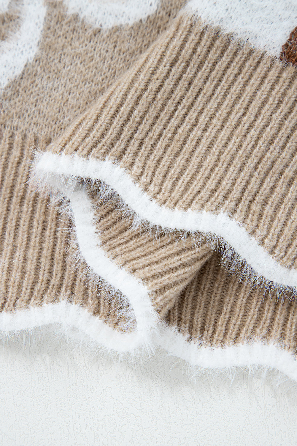 Seagrass Jacquard Floral Scallop V-neck Sweater