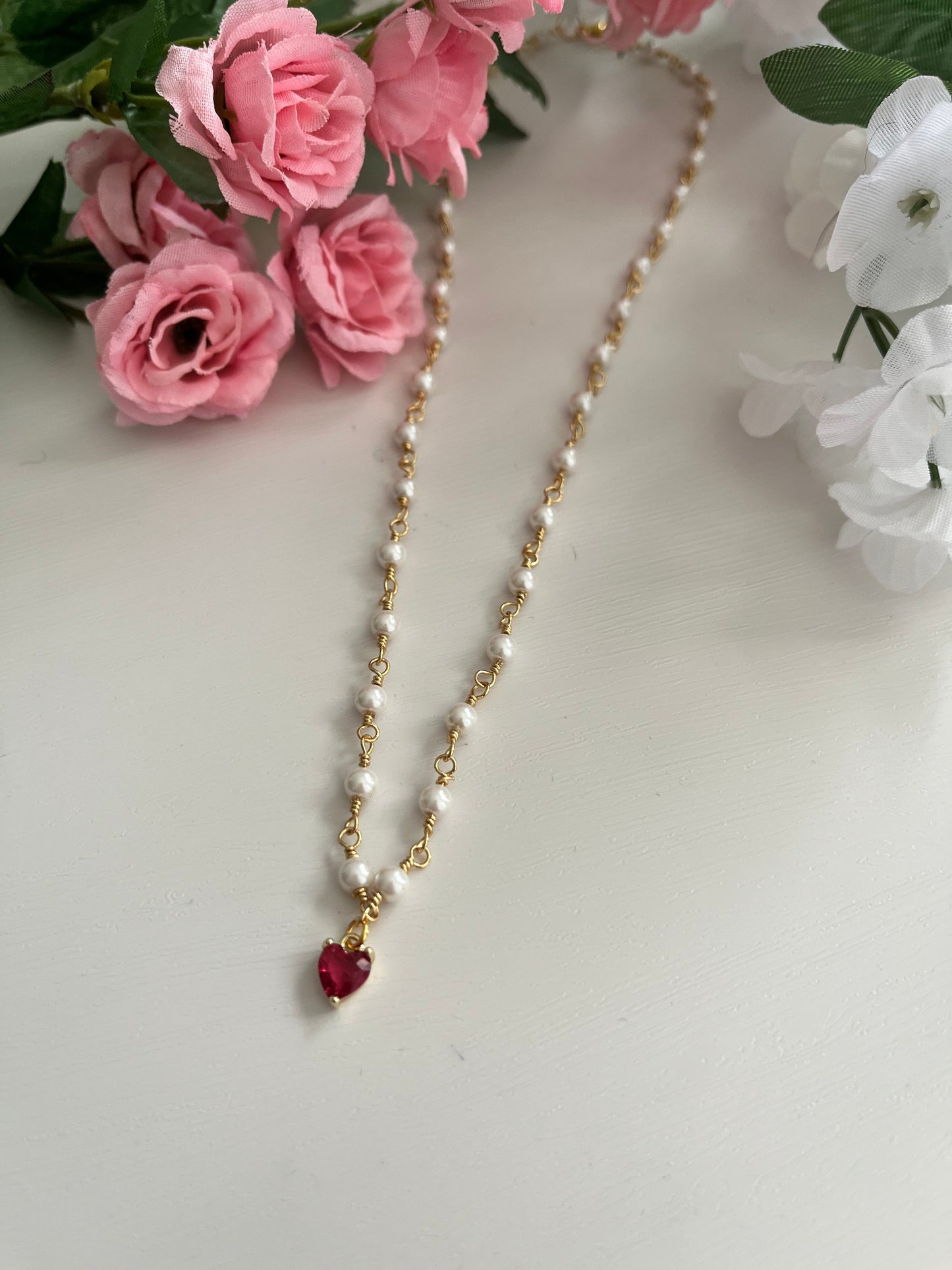 Gold Heart Necklace with Freshwater Pearl – 18K Heart Pendant