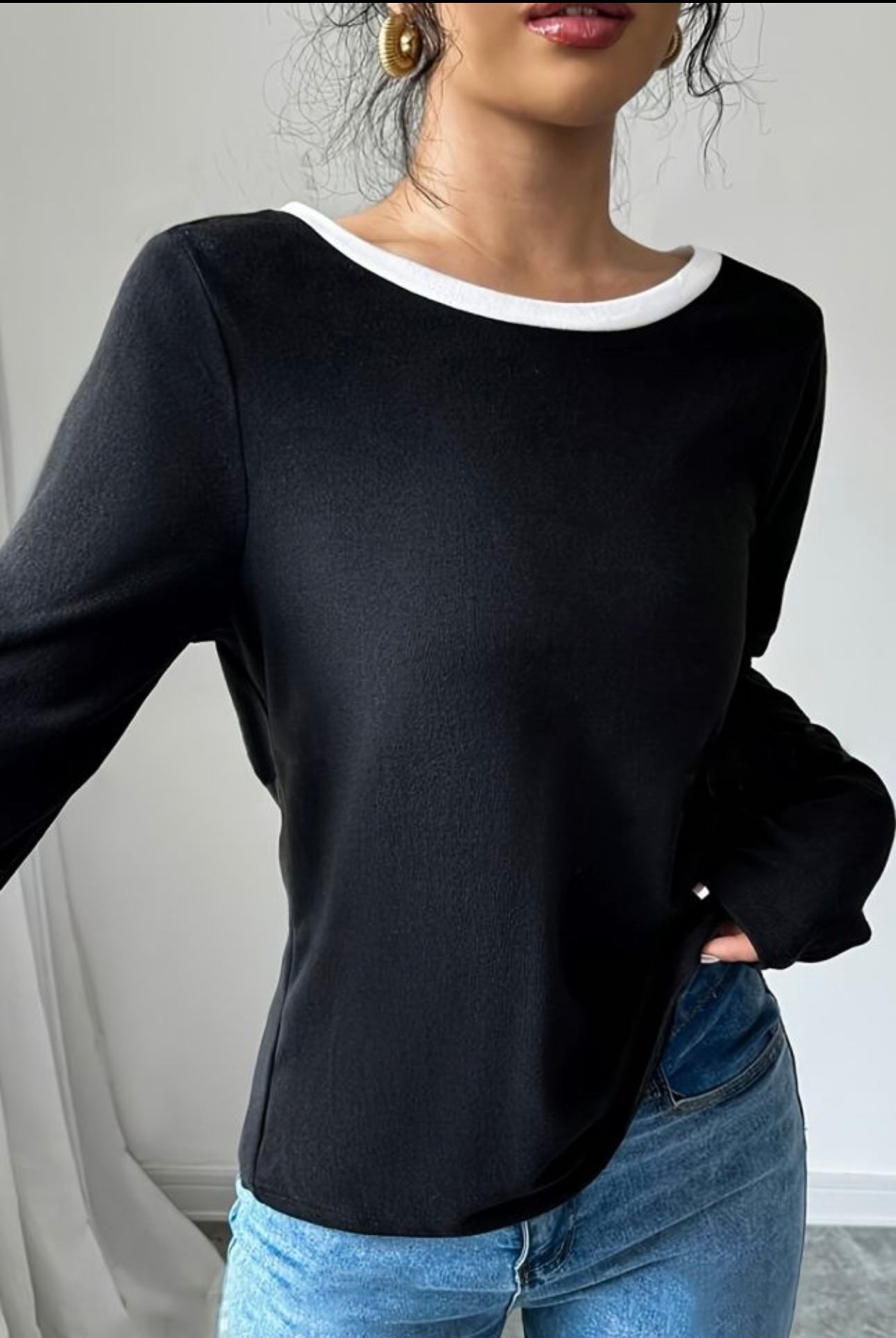 Black bow tie L/S top