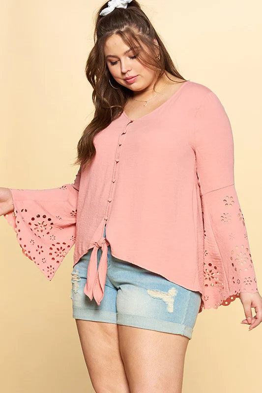 MAUVE SOLID BUTTON FLORAL CUTOUT SLEEVE TIE HEM TOP