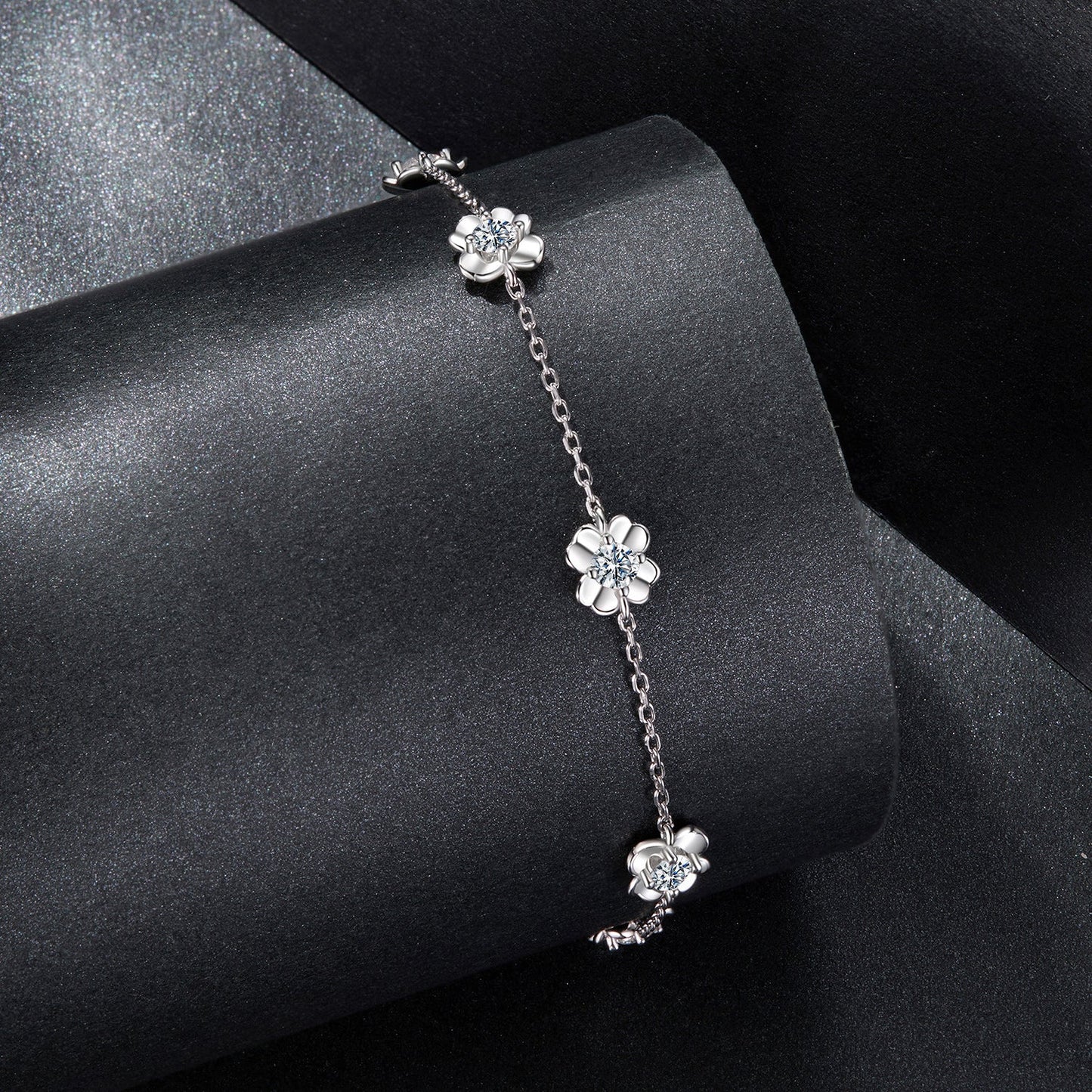 925 Sterling Silver 0.1 Carat Moissanite Bracelet for Women