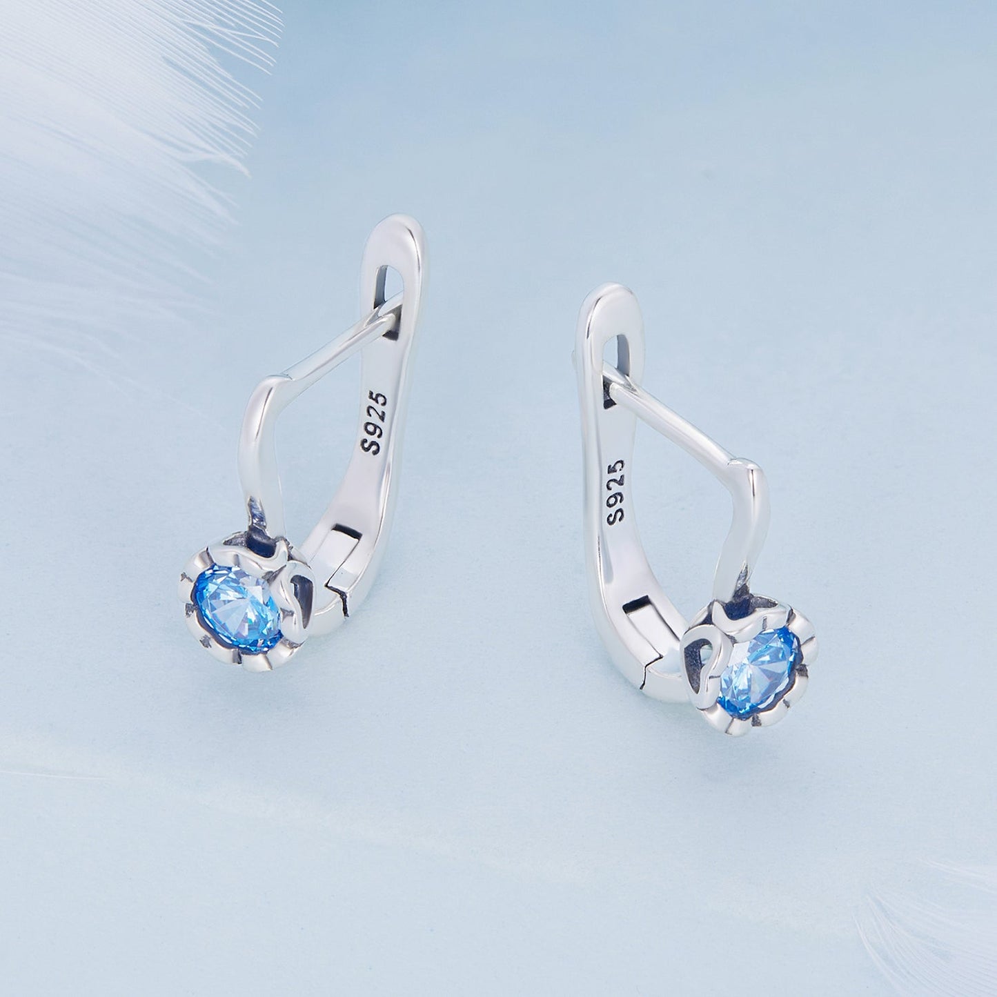 925 Sterling Silver Earrings with Oxidized Finish and Pavé Setting
