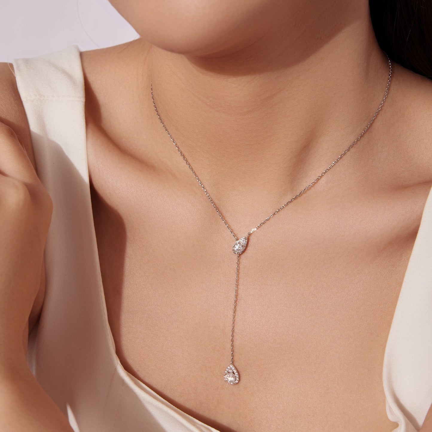 925 Sterling Silver Moissanite Necklace with 3 Stone Sizes for Women