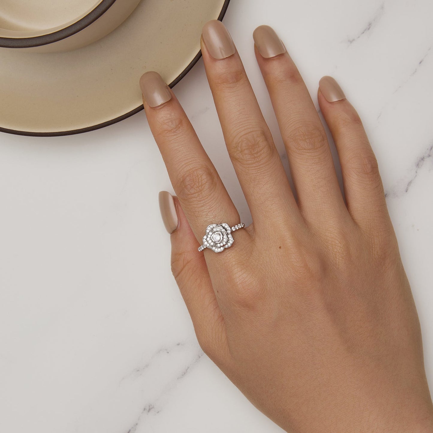 925 Sterling Silver Pavé Set CZ Platinum Plated Ring Size 6 for Women