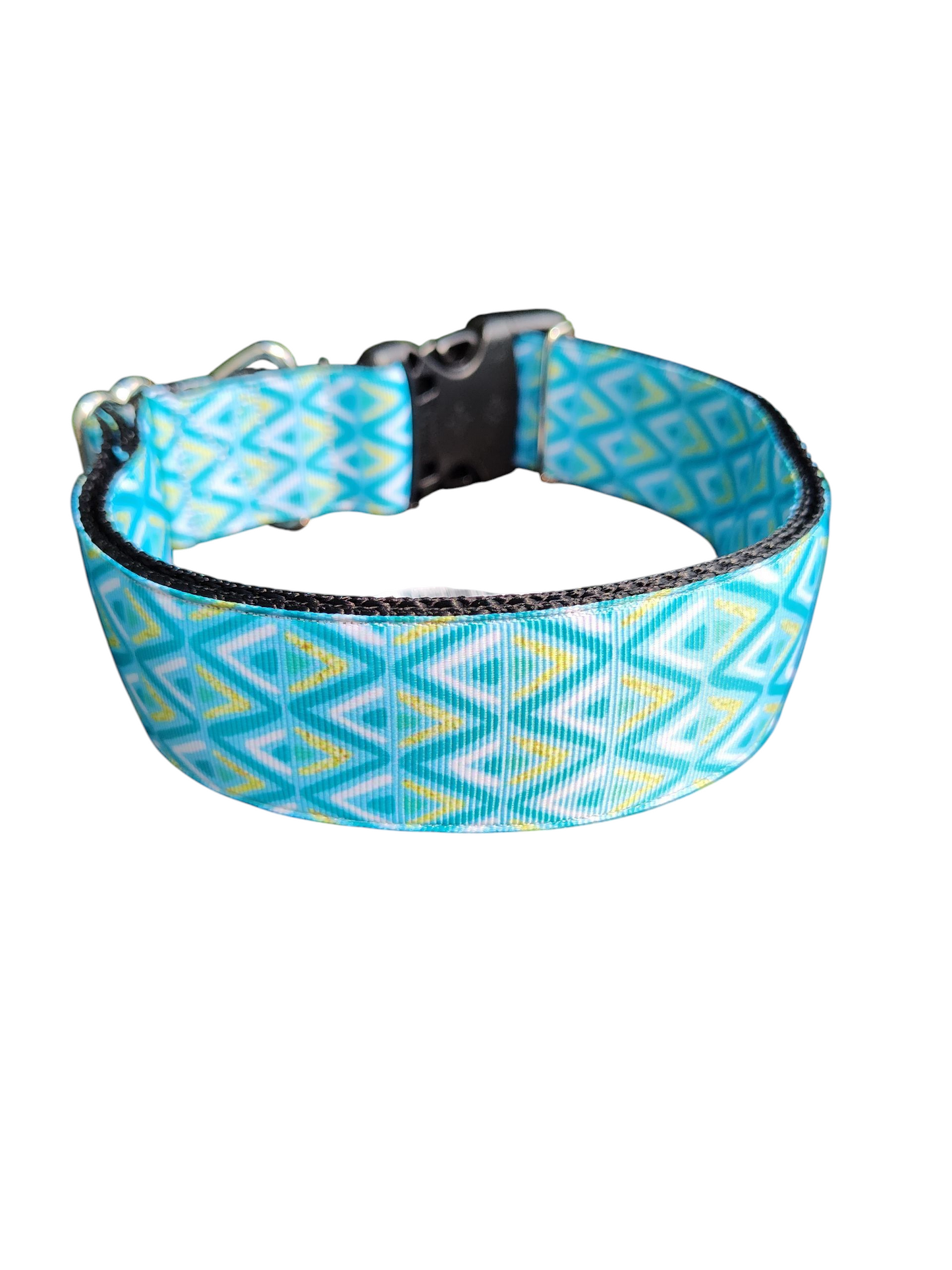 1.5" Wide Blue Zig Zags Nylon Dog Collar